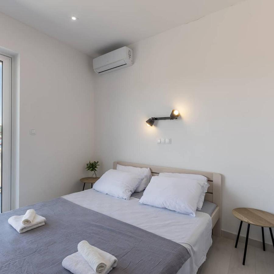 Luxury Apartments Skalinada Near Beaches, Tisno - Dalmatia מראה חיצוני תמונה