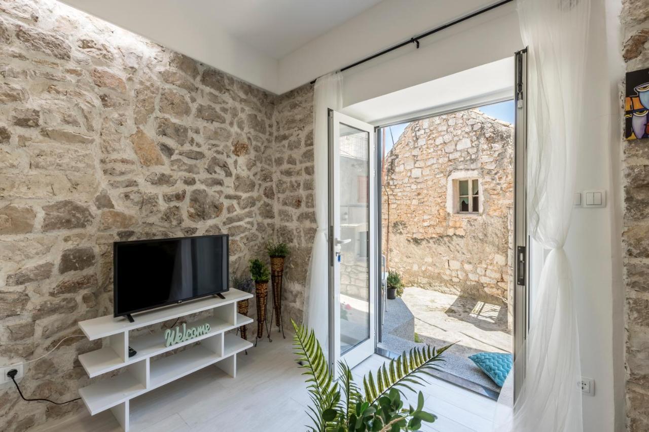 Luxury Apartments Skalinada Near Beaches, Tisno - Dalmatia מראה חיצוני תמונה