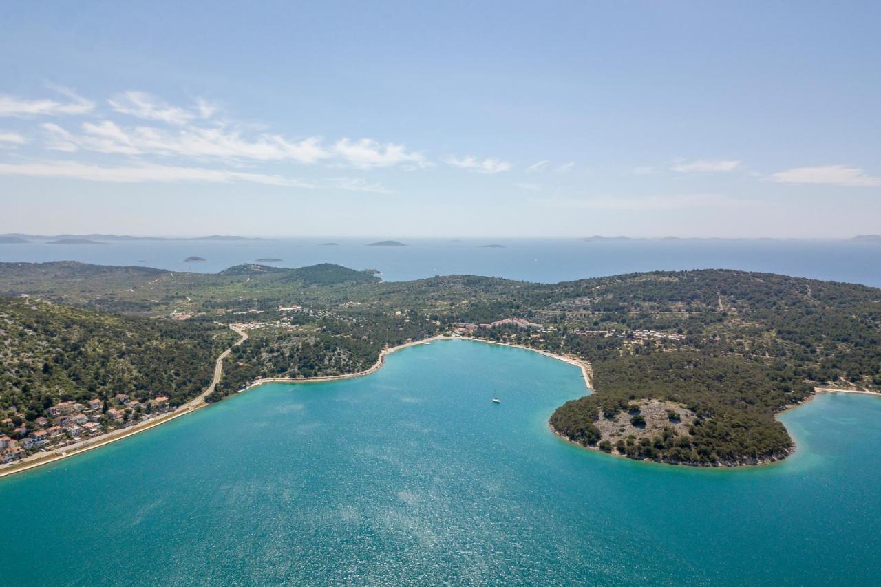 Luxury Apartments Skalinada Near Beaches, Tisno - Dalmatia מראה חיצוני תמונה