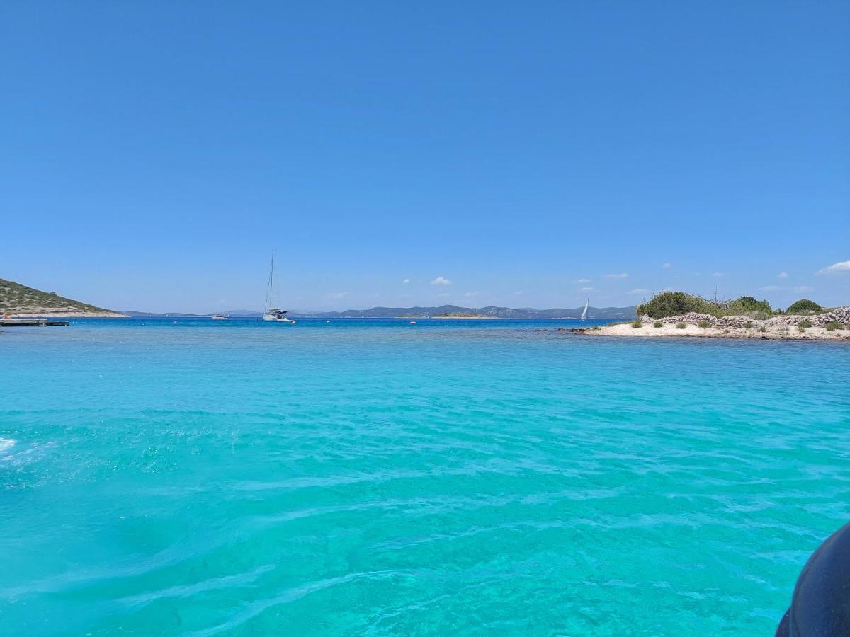 Luxury Apartments Skalinada Near Beaches, Tisno - Dalmatia מראה חיצוני תמונה